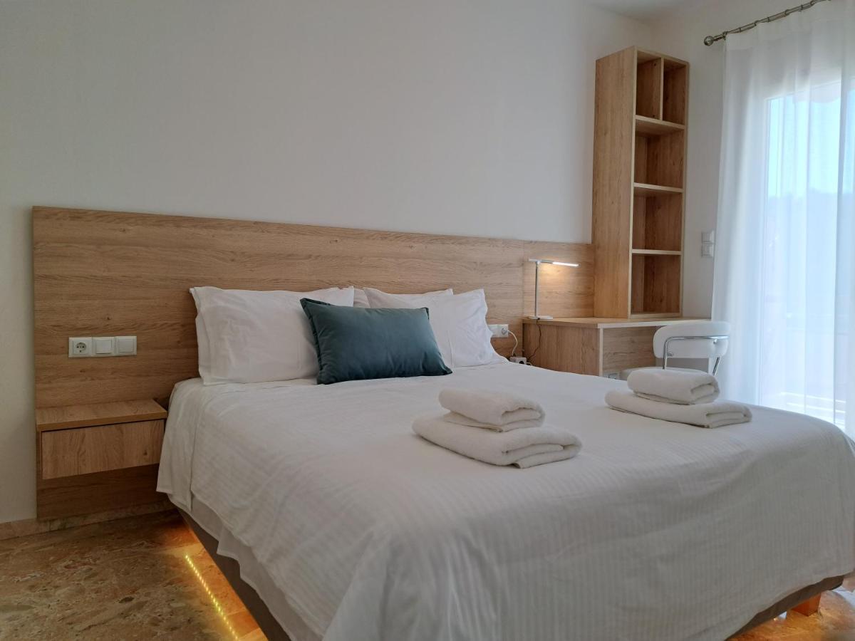 Luxury Suite Patras Exterior photo